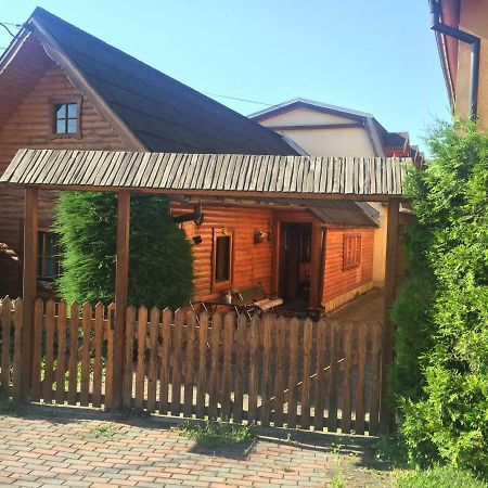 Apartmany Ingrid Bešeňová Eksteriør billede