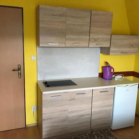 Apartmany Ingrid Bešeňová Eksteriør billede