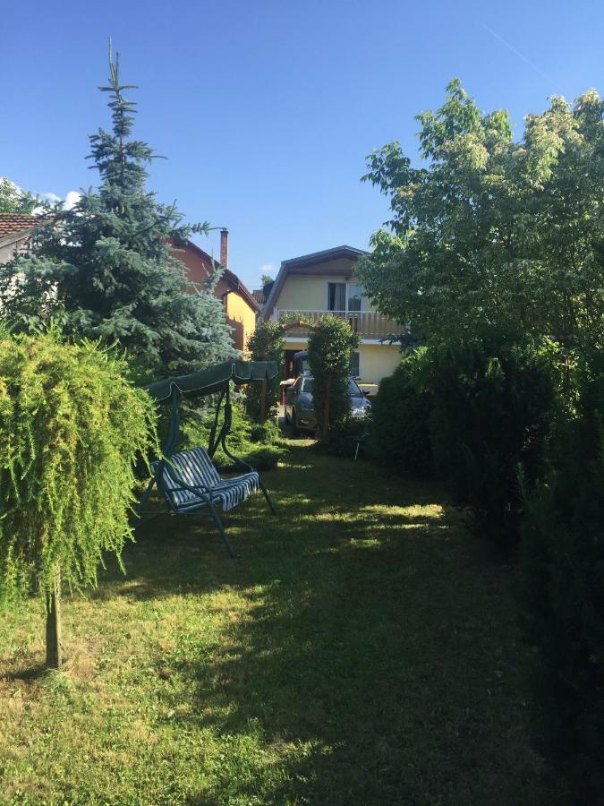Apartmany Ingrid Bešeňová Eksteriør billede